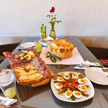 With Pool 2371 Gostinjska kuća 3*