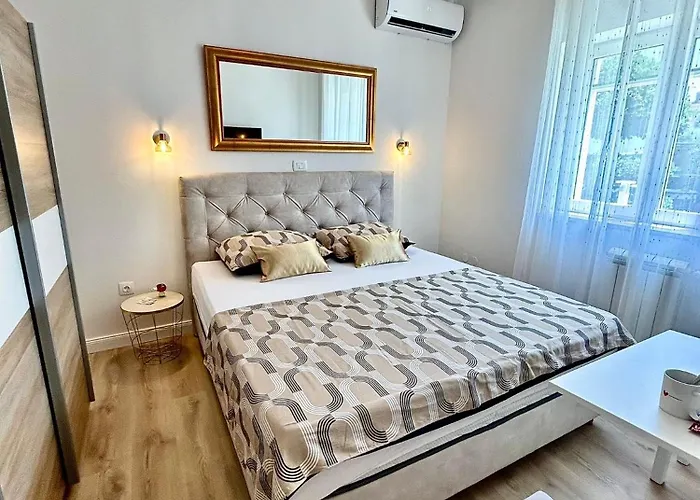 With Pool 2371 Gostinjska kuća 3*